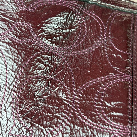 **SOLD** COACH Madison Oxblood Patent Leather Signature C Frame Satchel - Picture 4 of 14